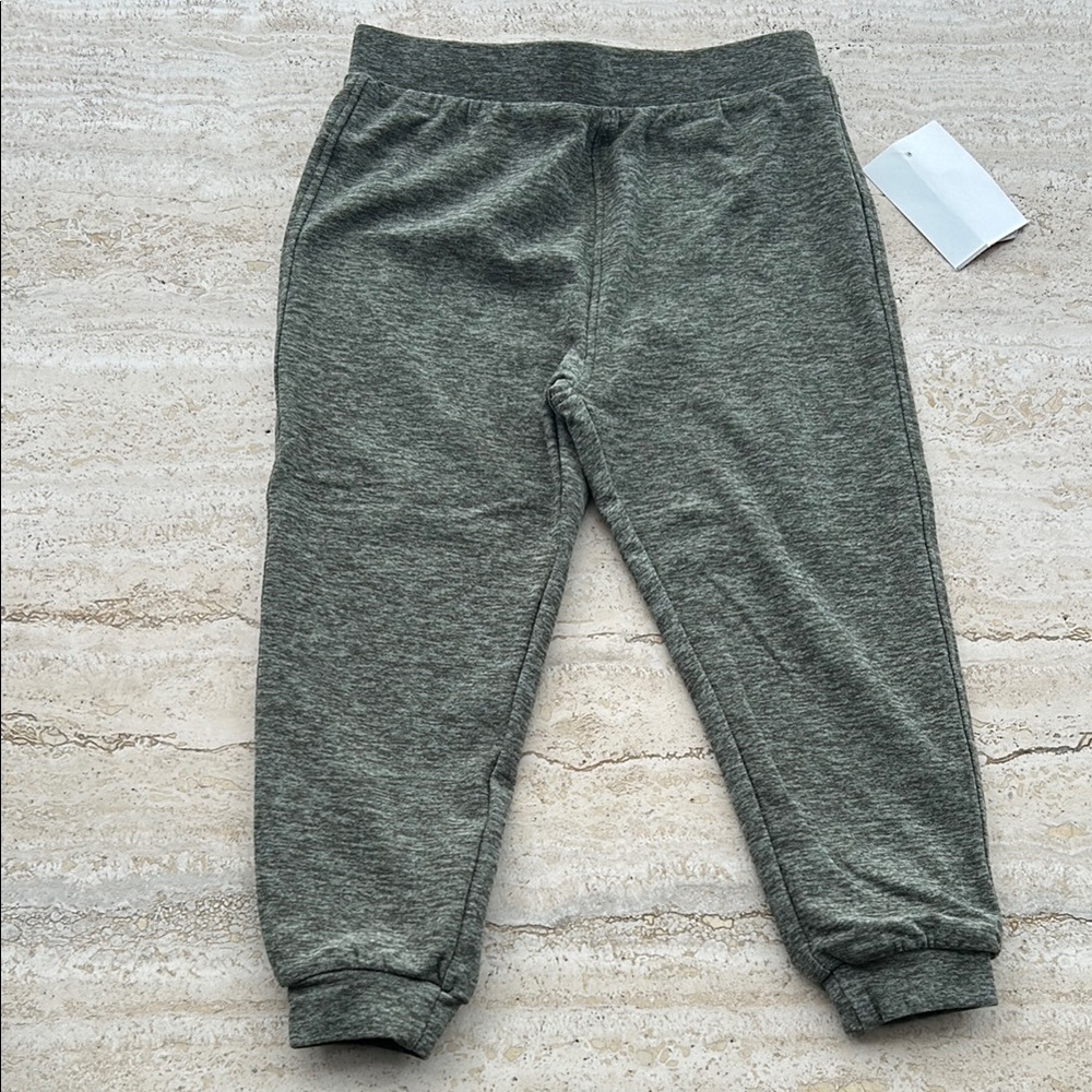 NWT Outdoor Voices Kids Jogger Pants size 2T